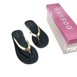 BAMBOO Flip Flops Women’s Size 6 New in Box